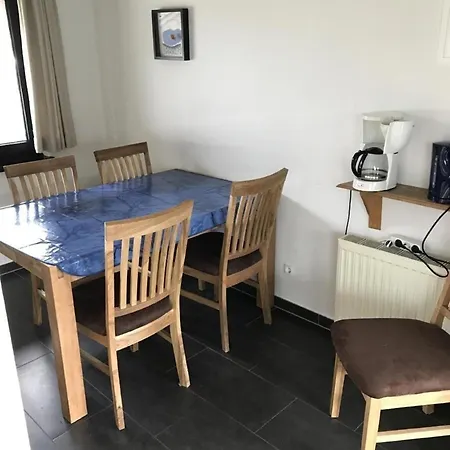 Casa de Férias K14 Eingezaeuntes Haus Mit Terrasse Und Garten Butjadingen